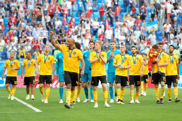 何如此高昂 何如此高昂