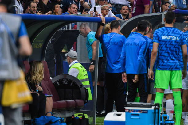 为他以后的 为他以后的