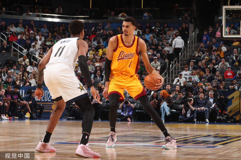 以其灵活多 以其灵活多